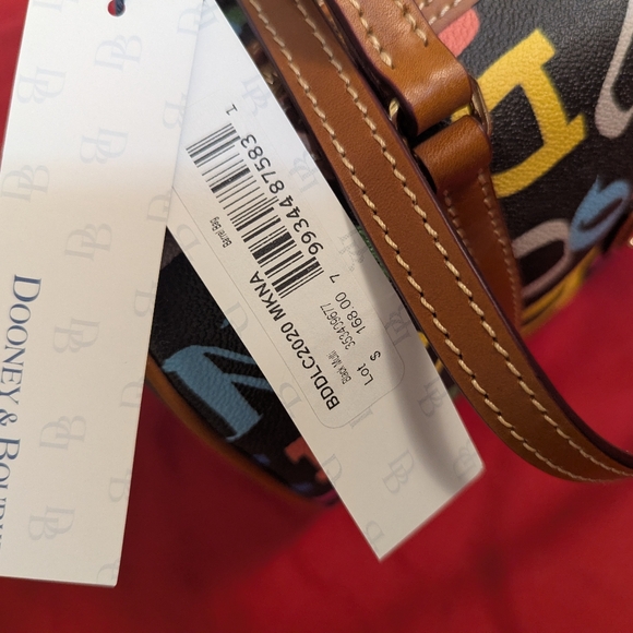 I Heart Dooney And Bourke Barrel Bag - Picture 3 of 7